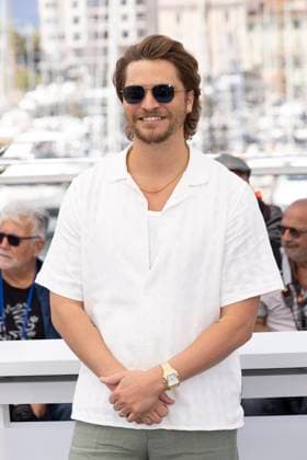 Eddington photocall Luke Grimes poses during the Eddington photocall at the 78th annual Cannes Film Festival at Palais des Festivals on May 17, 2025 in Cannes, France. 5 in Cannes, France.  Copyright: x Chassery+Courdjix