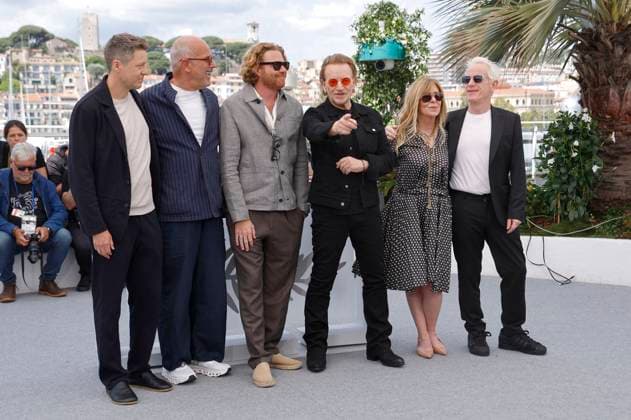 at the photocall for the Apple TV documentary Bono Stories of Surrender at the Festival de Cannes 2025 78 Cannes International Film Festival at the Palais des Festivals Cannes, 17 05 2025 Foto:xD.xBedrosianx xFuturexImagex bono_5512