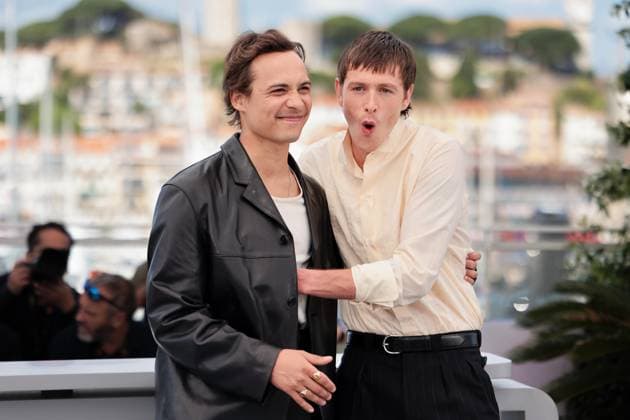 Entertainment Bilder des Tages 78eme Festival International du Film de Cannes Photocall du film Urchin 78th International Cannes Film Festival Photocall with cast of Urchin movie 444475 2025 05 17 Cannes France Dillane, Franck Dickinson, Harris  Copyright: xIvankaxVoisinx xStarfacex STAR_444475_009