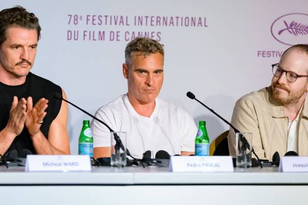 Cannes Eddington Press Conference NG Ari Aster, Pedro Pascal and Joaquin Phoenix attending the press conference for ‘Eddington’ at Palais Des Festivals in Cannes, France on May 17 2025 as part of the 78th Cannes Film Festival. Photo by Nicolas Genin ABACAPRESS.COM Cannes France  Copyright: xGeninxNicolas ABACAx