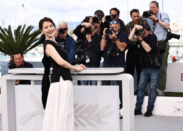 (250517) -- CANNES, May 17, 2025 -- Actress Gao Yuanyuan poses for the photocall of the film Fung Lam Fo Saan (Sons of the Neon Night) at the 78th edition of the Cannes Film Festival in Cannes, southern France, on May 17, 2025. ) FRANCE-CANNES-FILM FESTIVAL- FUNG LAM FO SAAN -PHOTOCALL GaoxJing 