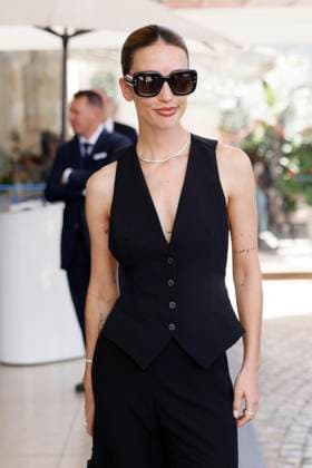 Cannes Maria Pedraza leaves Hotel Martinez MP Maria Pedraza leaves Hotel Martinez ahead the 78th annual Cannes Film Festival on May 17, 2025 in Cannes, France. Photo by Marco Piovanotto ABACAPRESS.COM  Copyright: xPiovanottoxMarco ABACAx