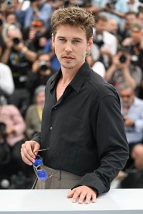 78eme Festival International du Film de Cannes Photocall with cast of Eddington movie 78th International Cannes Film Festival Photocall with cast of Eddington movie 444486 2025 05 17 Cannes France Butler, Austin  Copyright: xSergexArnalx xStarfacex STAR_444486_030