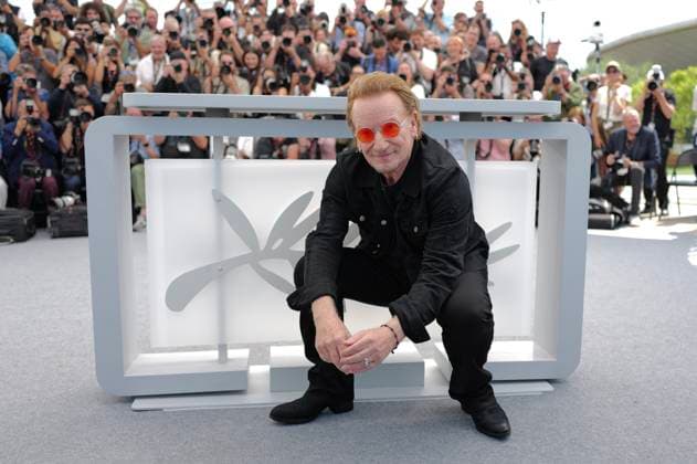 78eme Festival International du Film de Cannes Photocall du film Bono stories of surrender 78th International Cannes Film Festival Photocall with cast of Bono stories of surrender movie 444487 2025 05 17 Cannes France Hewson, Paul Bono U2  Copyright: xSergexArnalx xStarfacex STAR_444487_018