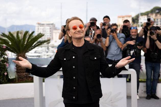 Bono Stories Of Surrender photocall at the 78th Cannes International Film Festival Bono au photocall de Bono Stories Of Surrender lors du 78ème Festival International du Film de Cannes, au Palais des Festivals in Cannes, France, on May 17, 2025 Jacovides Moreau Bestimage Singer Bono during the Bono Stories Of Surrender photocall at the 78th annual Cannes Film Festival at Palais des Festivals in Cannes, France, on May 17, 2025 Cannes France  Copyright: xJACOVIDES-MOREAUx xBESTIMAGExJACOVIDES-MOREAUx xBESTIMAGEx