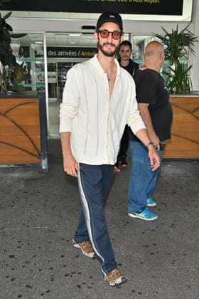 Cannes Pierre Niney At Nice Airport JR Pierre Niney arriving at Nice airport ahead 78th Cannes Film Festival in Nice, France on May, 17, 2025. Photo by Julien Reynaud APS-Medias ABACAPRESS.COM Nice France  Copyright: xReynaudxJulien APS-Medias ABACAx