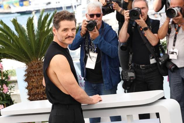 78eme Festival International du Film de Cannes Photocall with cast of the film Eddington 78th Cannes Film Festival Photocall with cast of the film Eddington Pedro Pascal 444499 2025 05 17 Cannes France  Copyright: xIsabellexVautierx xStarfacex STAR_444499_046