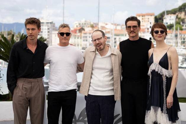 Eddington photocall at the 78th annual Cannes Film Festival Austin Butler, Joaquin Phoenix, Ari Aster, Pedro Pascal and Emma Stone at the Eddington photocall at the 78th annual Cannes Film Festival at Palais des Festivals in Cannes, France, on May 17, 2025 Jacovides Moreau Bestimage Eddington photocall at the 78th annual Cannes Film Festival at Palais des Festivals in Cannes, France, on May 17, 2025 Cannes France  Copyright: xJACOVIDES-MOREAUx xBESTIMAGExJACOVIDES-MOREAUx xBESTIMAGEx