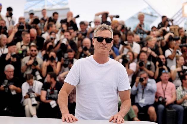 Eddington photocall at the 78th Cannes International Film Festival Joaquin Phoenix au photocall de Eddington lors du 78ème Festival International du Film de Cannes, au Palais des Festivals in Cannes, France, on May 17, 2025 Jacovides Moreau Bestimage Eddington photocall at the 78th annual Cannes Film Festival at Palais des Festivals in Cannes, France, on May 17, 2025 Cannes France  Copyright: xJACOVIDES-MOREAUx xBESTIMAGExJACOVIDES-MOREAUx xBESTIMAGEx