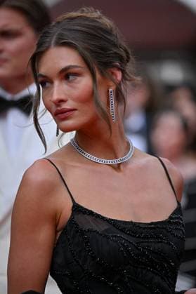 Cannes Nouvelle Vague Screening JR Grace Elizabeth attending the screening of Nouvelle Vague at 78th Cannes Film Festival in Cannes, France on May, 17, 2025. Photo by Julien Reynaud APS-Medias ABACAPRESS.COM Cannes France  Copyright: xReynaudxJulien APS-Medias ABACAx