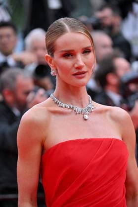 Cannes Nouvelle Vague Screening JR Rosie Huntington Whiteley attending the screening of Nouvelle Vague at 78th Cannes Film Festival in Cannes, France on May, 17, 2025. Photo by Julien Reynaud APS-Medias ABACAPRESS.COM Cannes France  Copyright: xReynaudxJulien APS-Medias ABACAx