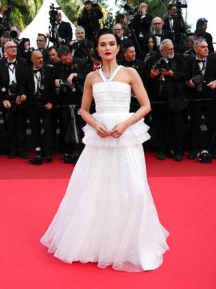 Cannes, 78th Cannes Film Festival 2025 - evening 5 - red carpet of the film Nouvelle Vague Cannes, 78th Cannes Film Festival 2025 - evening 5 - red carpet of the film Nouvelle Vague . In the photo Zoey Deutch Cannes France  Copyright: xIPA ABACAx