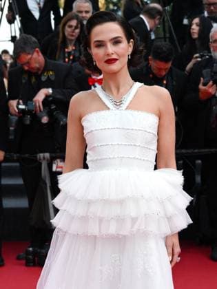 Cannes, 78th Cannes Film Festival 2025 - evening 5 - red carpet of the film Nouvelle Vague Cannes, 78th Cannes Film Festival 2025 - evening 5 - red carpet of the film Nouvelle Vague . In the photo Zoey Deutch Cannes France  Copyright: xIPA ABACAx