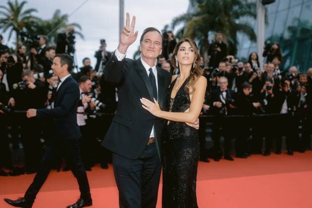 78eme Festival International du Film de Cannes Montée des marches Nouvelle Vague 78th International Cannes Film Festival Red carpet for Nouvelle vague Movie 444514 2025 05 17 Alpes Maritimes Cannes Cap Vert Tarantino, Quentin Pick, Daniela  Copyright: xTerencexBaelenx STAR_444514_060