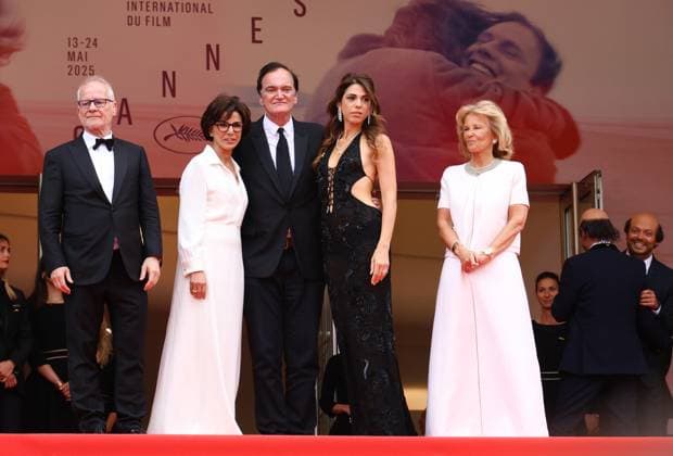 78eme Festival International du Film de Cannes Montée des marches Nouvelle Vague 78th Cannes Film Festival Red carpet of the film Nouvelle vague Thierry Fremaux, Rachida Dati, Quentin Tarantino, Daniella Pick and Iris Knobloch 444515 2025 05 17 Cannes France  Copyright: xIsabellexVautierx xStarfacex STAR_444515_069