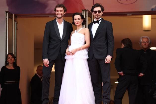 Cannes Nouvelle Vague Screening JD Aubry Dullin, Zoey Deutch and Guillaume Marbeck attending the screening of Nouvelle Vague in Cannes, France on May 17, 2025, as part of the 78th Cannes Film Festival. Photo by Jerome Domine ABACAPRESS.COM Cannes France  Copyright: xDominexJerome ABACAx