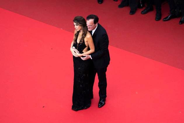 Montée des marches du film Nouvelle vague lors du 78ème Festival International du Film de Cannes Quentin Tarantino et sa femme Daniella Pick Montée des marches du film Nouvelle vague lors du 78ème Festival International du Film de Cannes, au Palais des Festivals à Cannes Le 17 mai 2025 Olivier Borde Bestimage Red carpet for the movie New Wave during the 78th Cannes International Film Festival at the Palais des Festivals in Cannes, France On may 17th 2025 Cannes France  Copyright: xOLIVIERxBORDEx xBESTIMAGExOLIVIERxBORDEx xBESTIMAGEx
