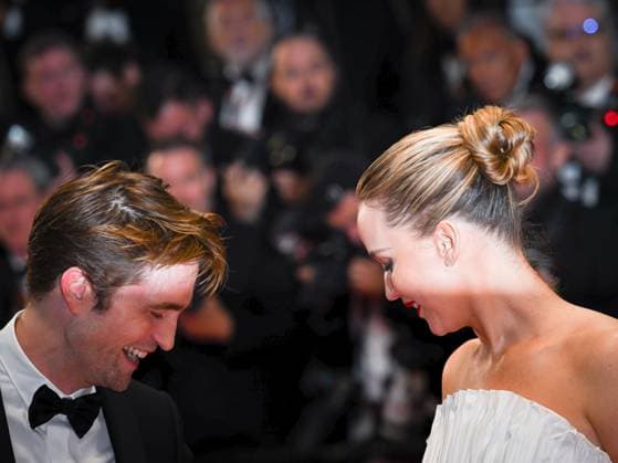 Cannes, 78th Cannes Film Festival 2025 - evening 5 - red carpet of the film Die My Love - In the photo: Robert Pattinson Jennifer Lawrence  Copyright: xManuelexMangiarottix xipa-agency.netx xPoolxPhotoxEventsx05x IPA_Agency_IPA57840636