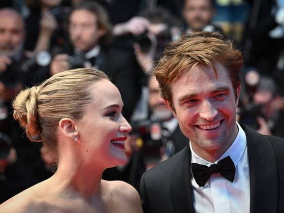 Cannes, 78th Cannes Film Festival 2025 - evening 5 - red carpet of the film Die My Love - In the photo: Robert Pattinson Jennifer Lawrence  Copyright: xManuelexMangiarottix xipa-agency.netx xPoolxPhotoxEventsx05x IPA_Agency_IPA57840688