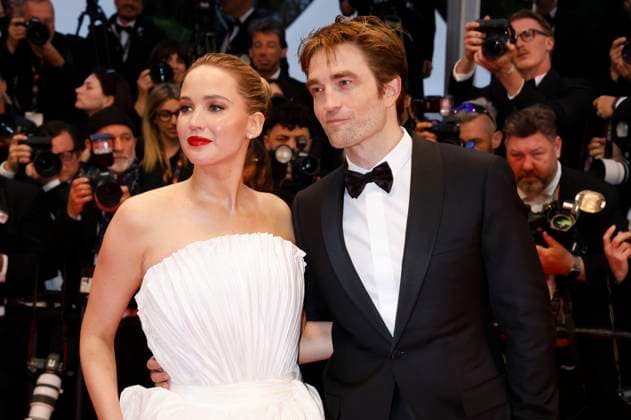 Jennifer Lawrence and Robert Pattinson at the premiere of the feature film Die, My Love at the Festival de Cannes 2025 78 Cannes International Film Festival at the Palais des Festivals Cannes, 17 05 2025 Foto:xD.xBedrosianx xFuturexImagex love_5506