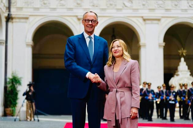 Bilder des Jahres 2025, News 05 Mai News Themen der Woche KW20 News Bilder des Tages May 17, 2025, Rome, ITALY: Italian Prime Minister, Giorgia Meloni, during the meeting with German Chancellor Friedrich Merz at the Chigi Palace in Rome, Italy, 17 May 2025..ANSA CHIGI PALACE PRESS OFFICE FILIPPO ATTILI. NPK Rome ITALY  - ZUMAa110 20250517_zaf_a110_191 Copyright: xChigixPalacexPressxOffice Filippx