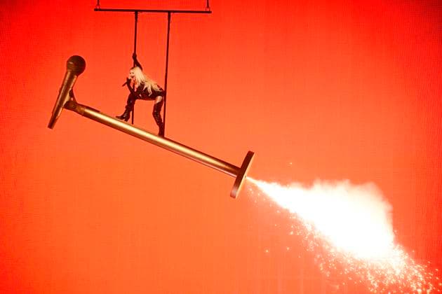 Bilder des Jahres 2025, Entertainment 05 Mai Entertainment Themen der Woche KW20 Entertainment Bilder des Tages BASEL, SCHWEIZ 20250517 Finlands Erika Vikman med laten ICH KOMME under finalen i den 69:e upplagan av Eurovision Song Contest (ESC) i St. Jakobshalle, i Basel, Schweiz, lördag den 17 maj, 2025. BASEL SCHWEIZ x10070x *** BASEL, SWITZERLAND 20250517 Finlands Erika Vikman with the song ICH KOMME during the final of the 69th edition of the Eurovision Song Contest ESC in St Jakobshalle, in Basel, Switzerland, Saturday, May 17, 2025 BASEL SWITZERLAND x10070x  Copyright: xJessicaxGow TTx EUROVISION 2025 FINAL t6My5VOwk9A