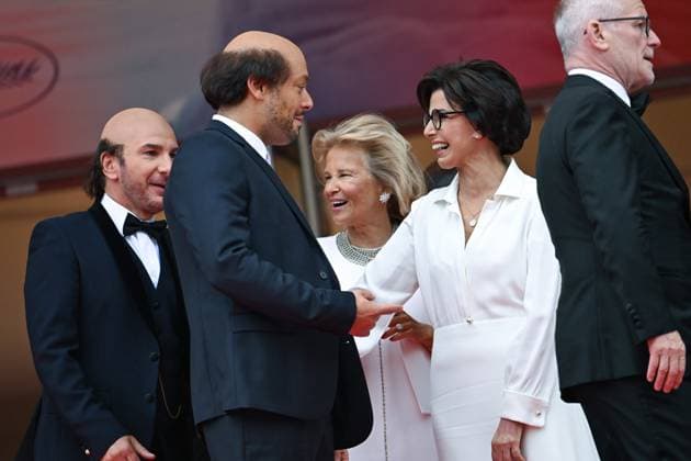78eme Festival International du Film de Cannes Montée des marches Nouvelle Vague Festival de Cannes 2025 Red carpet Nouvelle vague Michael Youn, Kev Adams, Iris Knobloch, Rachida Dati 444525 2025 05 17 France Youn, Michael Adams, Kev  Copyright: xLionelxGuericolas MPPx STAR_444525_021