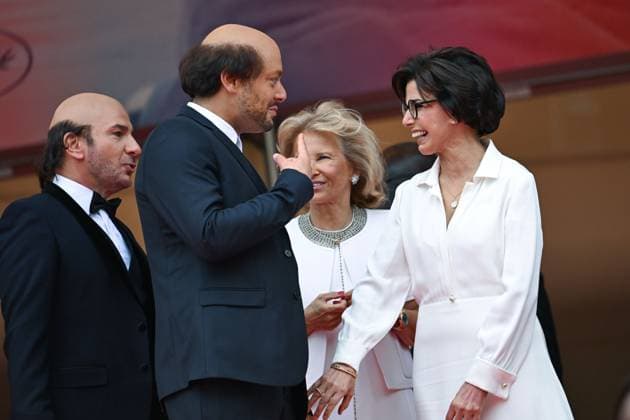 78eme Festival International du Film de Cannes Montée des marches Nouvelle Vague Festival de Cannes 2025 Red carpet Nouvelle vague Michael Youn, Kev Adams, Iris Knobloch, Rachida Dati 444525 2025 05 17 France Youn, Michael Adams, Kev  Copyright: xLionelxGuericolas MPPx STAR_444525_023