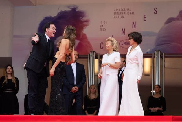 Cannes - Nouvelle Vague Red Carpet Thierry Fremaux, Cannes President Iris Knobloch, Rachida Dati, Daniella Tarantino and Quentin Tarantino attend the Nouvelle Vague (New Wave) red carpet at the 78th annual Cannes Film Festival at Palais des Festivals on May 17, 2025 in Cannes, France. Photo by Shootpix ABACAPRESS.COM Cannes France  Copyright: xShootpix ABACAx