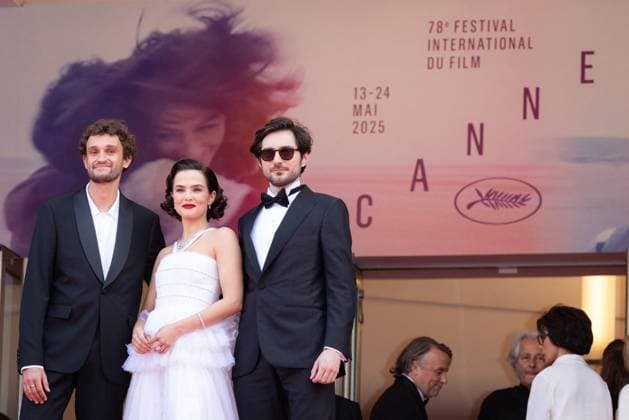 Cannes - Nouvelle Vague Red Carpet Guillaume Marbeck, Aubry Dullin attend the Nouvelle Vague (New Wave) red carpet at the 78th annual Cannes Film Festival at Palais des Festivals on May 17, 2025 in Cannes, France. Photo by Shootpix ABACAPRESS.COM Cannes France  Copyright: xShootpix ABACAx