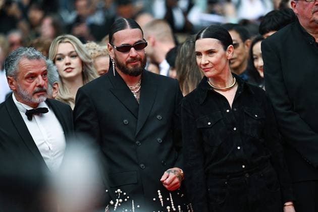 78eme Festival International du Film de Cannes Montée des marches Nouvelle Vague Festival de Cannes 2025 Red carpet Nouvelle vague 444525 2025 05 17 France  Copyright: xLionelxGuericolas MPPx STAR_444525_104