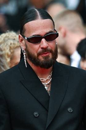 78eme Festival International du Film de Cannes Montée des marches Nouvelle Vague Festival de Cannes 2025 Red carpet Nouvelle vague SCH 444525 2025 05 17 France  Copyright: xLionelxGuericolas MPPx STAR_444525_106
