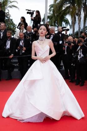 Cannes - Nouvelle Vague Red Carpet Zhou Ye attends the Nouvelle Vague (New Wave) red carpet at the 78th annual Cannes Film Festival at Palais des Festivals on May 17, 2025 in Cannes, France. Photo by Shootpix ABACAPRESS.COM Cannes France  Copyright: xShootpix ABACAx