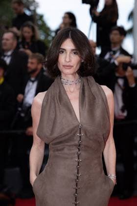 Cannes - Nouvelle Vague Red Carpet Paz Vega attends the Nouvelle Vague (New Wave) red carpet at the 78th annual Cannes Film Festival at Palais des Festivals on May 17, 2025 in Cannes, France. Photo by Shootpix ABACAPRESS.COM Cannes France  Copyright: xShootpix ABACAx