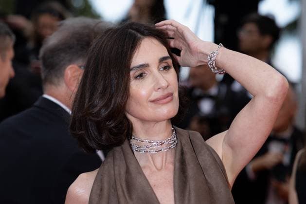 Cannes - Nouvelle Vague Red Carpet Paz Vega attends the Nouvelle Vague (New Wave) red carpet at the 78th annual Cannes Film Festival at Palais des Festivals on May 17, 2025 in Cannes, France. Photo by Shootpix ABACAPRESS.COM Cannes France  Copyright: xShootpix ABACAx