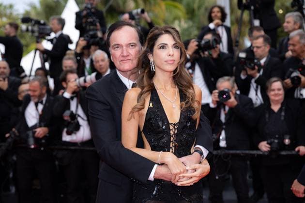 Cannes - Nouvelle Vague Red Carpet Daniella Tarantino and Quentin Tarantino attend the Nouvelle Vague (New Wave) red carpet at the 78th annual Cannes Film Festival at Palais des Festivals on May 17, 2025 in Cannes, France. Photo by Shootpix ABACAPRESS.COM Cannes France  Copyright: xShootpix ABACAx