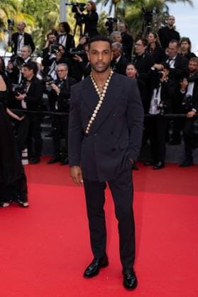 Cannes - Nouvelle Vague Red Carpet Lucien Laviscount attends the Nouvelle Vague (New Wave) red carpet at the 78th annual Cannes Film Festival at Palais des Festivals on May 17, 2025 in Cannes, Franc Photo by Shootpix ABACAPRESS.COM Cannes France  Copyright: xShootpix ABACAx