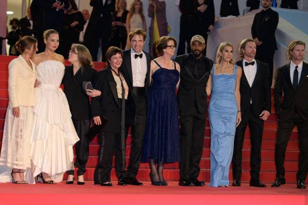 Cannes Die My Love Red Carpet NG Andrea Calderwood, Justine Ciarrocchi, Sissy Spacek, Robert Pattinson, Lynne Ramsay, Jennifer Lawrence, LaKeith Stanfield, Molly Smith, Thad Luckinbill and Trent Luckinbill attending the ‘Die My Love’ Screening and Red Carpet at Palais Des Festivals in Cannes, France on May 17 2025 as part of the 78th Cannes Film Festival. Photo by Nicolas Genin ABACAPRESS.COM Cannes France  Copyright: xGeninxNicolas ABACAx