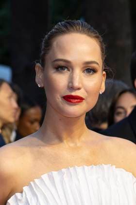 Die My Love red carpet Jennifer Lawrence attends the Die My Love red carpet at the 78th annual Cannes Film Festival at Palais des Festivals on May 17, 2025 in Cannes, France.  Copyright: x Chassery+Courdjix