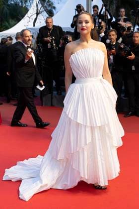 Die My Love red carpet Jennifer Lawrence attends the Die My Love red carpet at the 78th annual Cannes Film Festival at Palais des Festivals on May 17, 2025 in Cannes, France.  Copyright: x Chassery+Courdjix