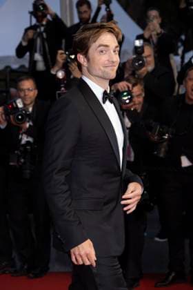 Die My Love red carpet Robert Pattinson attend the Die My Love red carpet at the 78th annual Cannes Film Festival at Palais des Festivals on May 17, 2025 in Cannes, France.  Copyright: x Chassery+Courdjix