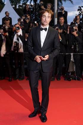 Die My Love red carpet Robert Pattinson attend the Die My Love red carpet at the 78th annual Cannes Film Festival at Palais des Festivals on May 17, 2025 in Cannes, France.  Copyright: x Chassery+Courdjix