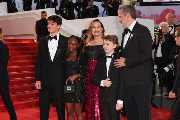 Die My Love Red Carpet at the 78th Annual Cannes Film Festival Mariska Hargitay and guests - Die My Love Red Carpet at the 78th Annual Cannes Film Festival in Cannes, France on May 17, 2025.  Copyright: x Chassery+Courdjix