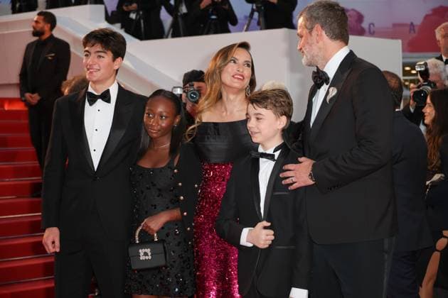 Die My Love Red Carpet at the 78th Annual Cannes Film Festival Mariska Hargitay and guests - Die My Love Red Carpet at the 78th Annual Cannes Film Festival in Cannes, France on May 17, 2025.  Copyright: x Chassery+Courdjix