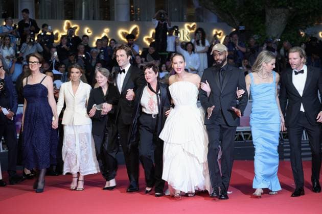Die My Love Red Carpet at the 78th Annual Cannes Film Festival Justine Ciarrocchi, Jennifer Lawrence, Sissy Spacek, Robert Pattinson, Lynne Ramsay, LaKeith Stanfield, Andrea Calderwood, Molly Smith, Trent Luckinbill and Thad Luckinbill - Die My Love Red Carpet at the 78th Annual Cannes Film Festival in Cannes, France on May 17, 2025. Copyright: x Chassery+Courdjix