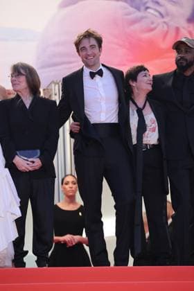Die My Love Red Carpet at the 78th Annual Cannes Film Festival Robert Pattinson - Die My Love Red Carpet at the 78th Annual Cannes Film Festival in Cannes, France on May 17, 2025.  Copyright: x Chassery+Courdjix