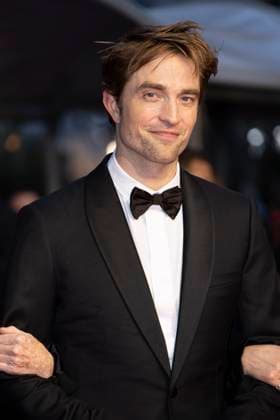 Die My Love red carpet Robert Pattinson attend the Die My Love red carpet at the 78th annual Cannes Film Festival at Palais des Festivals on May 17, 2025 in Cannes, France.  Copyright: x Chassery+Courdjix