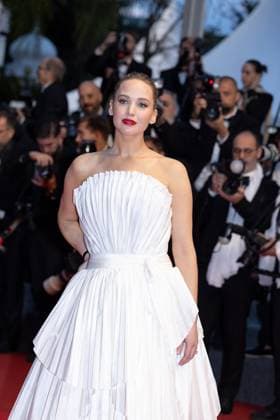 Die My Love Red Carpet - The 78th Annual Cannes Film Festival Jennifer Lawrence attend the Die My Love red carpet during The 78th Annual Cannes Film Festival at Palais des Festivals on May 17, 2025 in Cannes, France.  Copyright: xKazukoxWakayamax