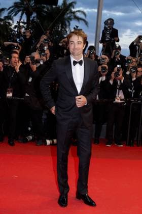 Die My Love Red Carpet - The 78th Annual Cannes Film Festival Robert Pattinson attend the Die My Love red carpet during The 78th Annual Cannes Film Festival at Palais des Festivals on May 17, 2025 in Cannes, France.  Copyright: xKazukoxWakayamax