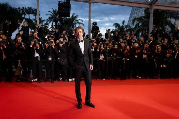 Die My Love Red Carpet - The 78th Annual Cannes Film Festival Robert Pattinson attend the Die My Love red carpet during The 78th Annual Cannes Film Festival at Palais des Festivals on May 17, 2025 in Cannes, France.  Copyright: xKazukoxWakayamax